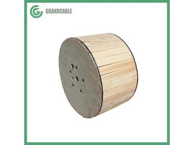 Four-core steel wire armoured industrial control cable with exposed copper conductors